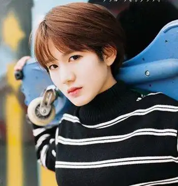 沙宣头型的剪法图片 中学生沙宣头剪发(2)_发型师姐