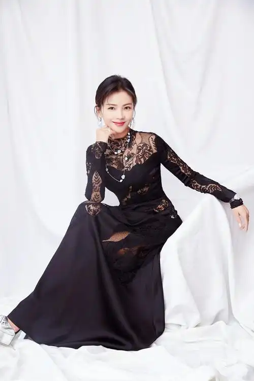 刘涛 杭州大厦萧邦精品店圣诞开幕活动