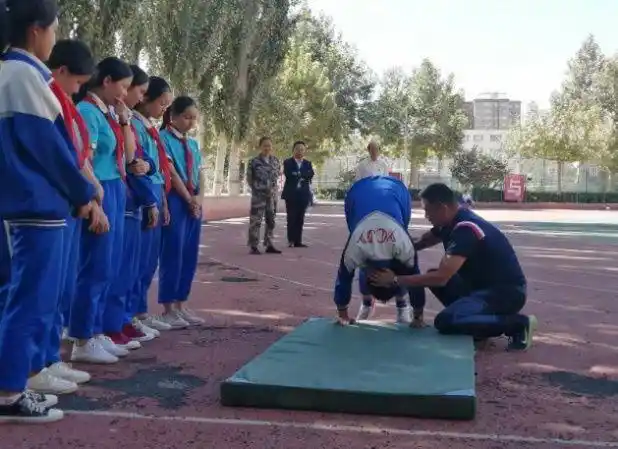 教育| 三尺讲台,尽显风采——叶城二中上海援疆教师教学展示