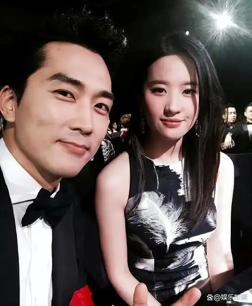 事实证明,"黑料不断"的刘亦菲,始终逃不掉"干爹"陈金飞