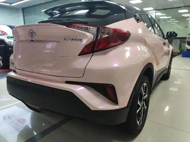 丰田chr车身改色-梦幻胭脂粉,做个个性的女车主