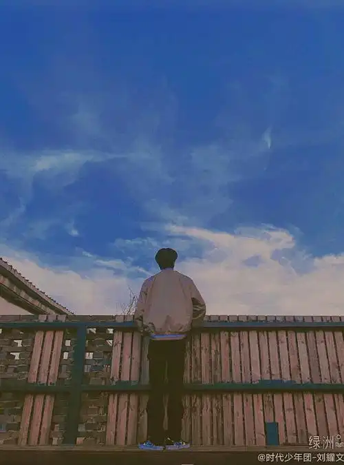 刘耀文 朋友圈套图头像二转标明by仙蒂,禁… - 堆糖,美图壁纸兴趣社区