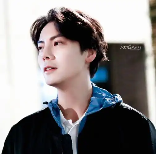 陈伟霆1121生日快乐