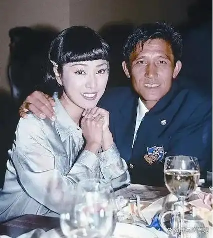 他和郑少秋齐名与米雪组cp不拍广告不炒作74岁宣布息影