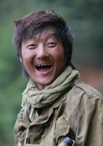 王大治落魄现身,转行当导演但作品都扑了,仍保留力挺董洁微博