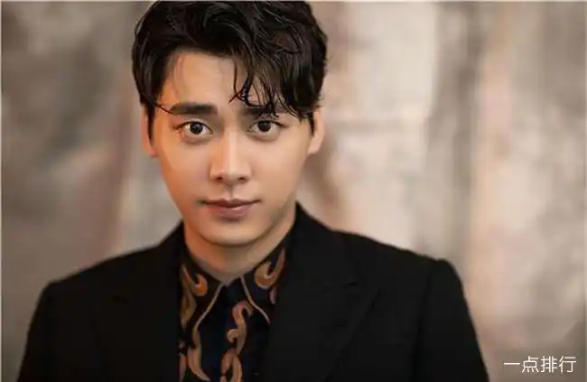 娱乐圈十大当红男星 2019中国最帅男星排行榜_排行榜