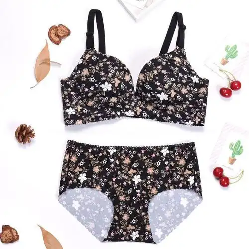 印花少女学生内衣套装女无痕无钢圈性感聚拢上托文胸薄款小胸罩