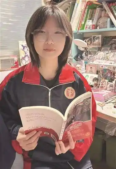 中华民族一家亲同心共筑中国梦全市中小学生铸牢中华