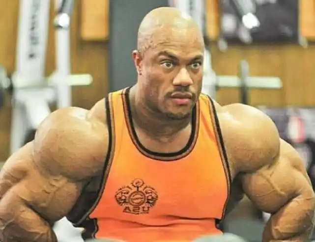 200斤的肌肉怪兽健身练到面目全非这样的身材太吓人了