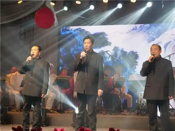 铜河谣艺术团男声三重唱《少林少林》