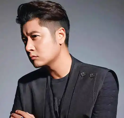 任重见丈母娘,孙骁骁腹部隆起,疑似怀孕!_父母_正果_照片