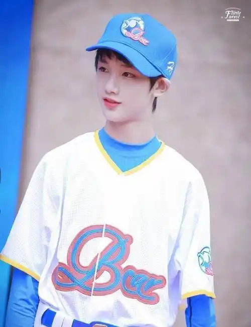 丁程鑫挑战哭戏,灰头土脸偶像包袱掉一地,但爆发力很强让人心碎_角色