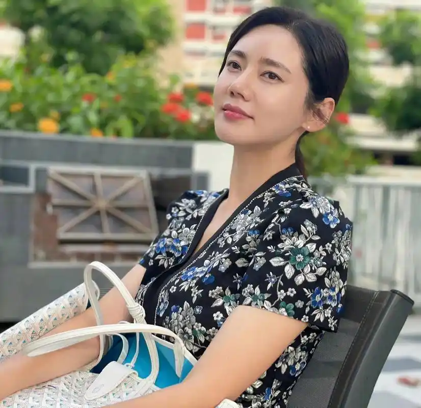 回顾秋瓷炫我这辈子正确的决定就是39岁高龄为中国籍丈夫生子