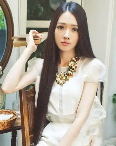 【图】新女神郭碧婷爸爸年轻照 父帅女靓力破整容(2)_港台星闻_明星