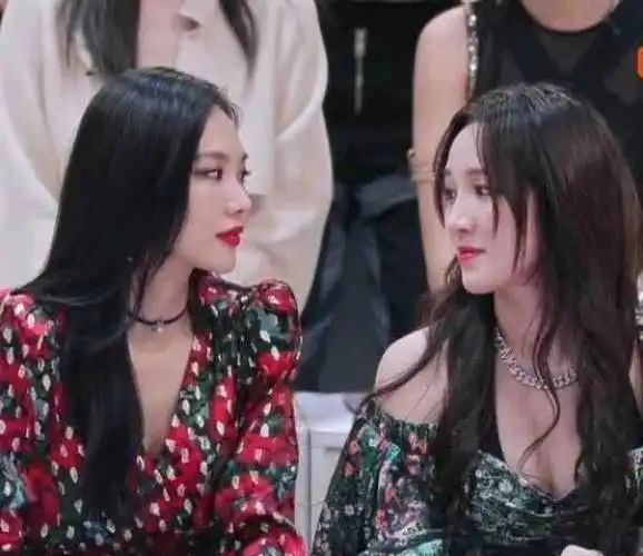 孟佳和王霏霏的cp太好磕了哈哈哈