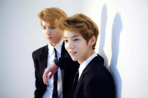 鹿晗薇娅直播叫吴亦凡老吴 兄弟关系好实锤了