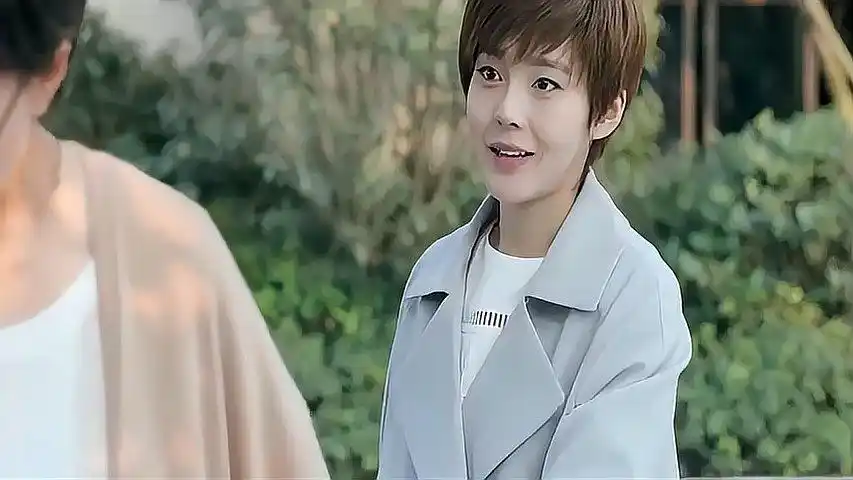 鸡毛飞上天邱岩随王旭回国见到骆玉珠后终于改口叫妈