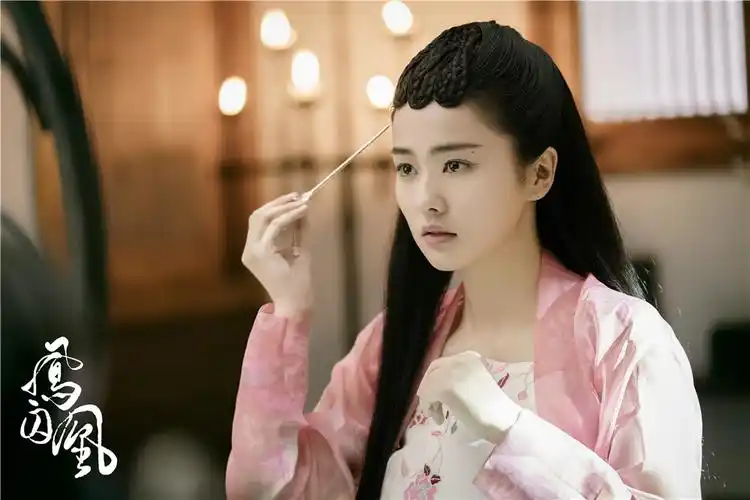 《凤囚凰》"初融夫妇"甜蜜互动2