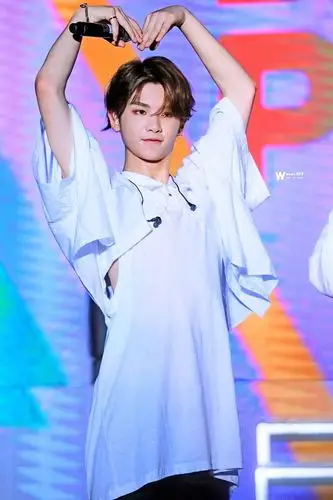 【美图】黄明昊真的很美好