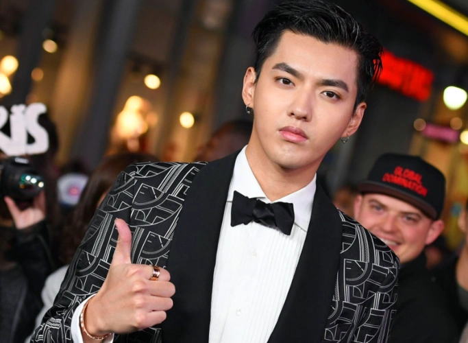 吴亦凡被批捕190万作品下架?揭秘强奸最低判三年加拿大籍无特权