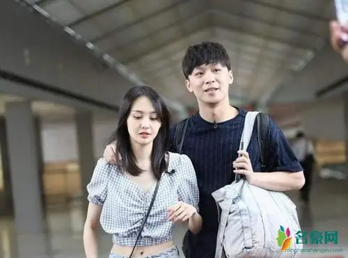 郑爽男友回应软饭男争议 称自己做到问心无愧就好