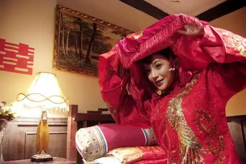 瑛子《青岛往事》央八将播 网友:终于等到你