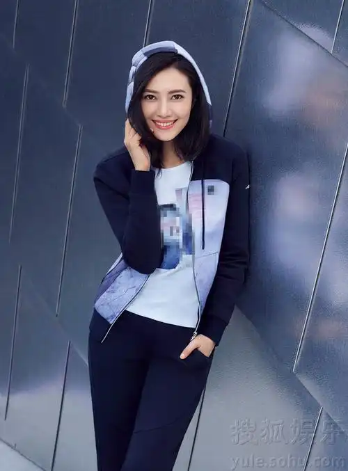 女神微笑教科书高圆圆拍广告美翻天