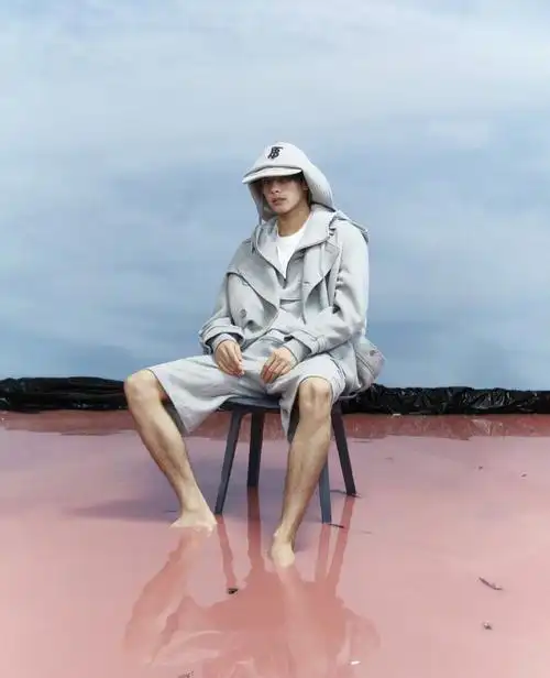 宋威龙全新杂志大片写真图片19