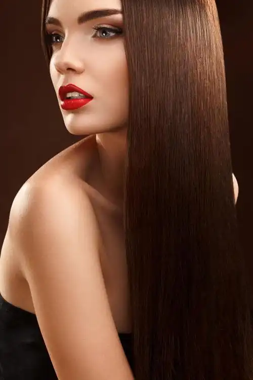 棕色的头发的美女图片-美丽的女人留着棕色的长发素材-高清图片-摄影
