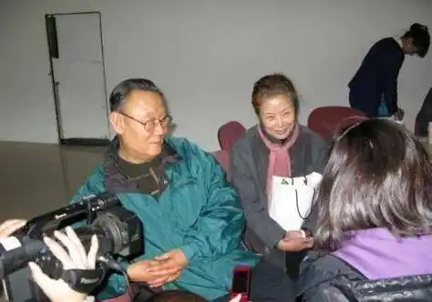 吕中23岁嫁同学今儿子是导演儿媳是影后女儿是国人骄傲