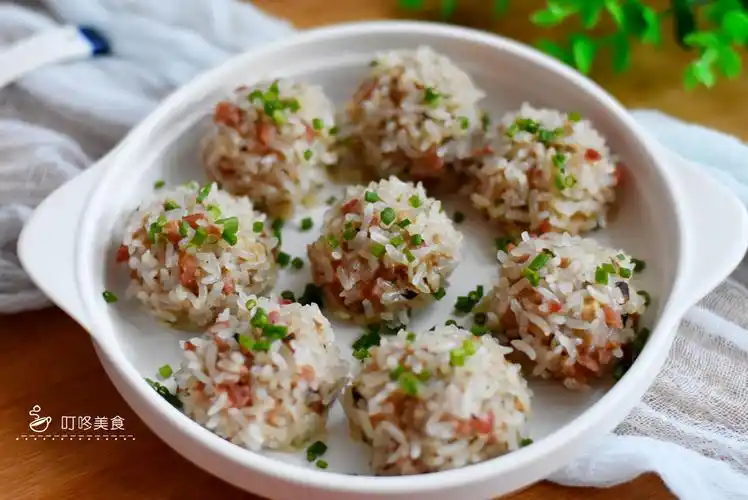 想吃糯米丸子不用买3分钟学会香糯又营养大人小孩抢着吃