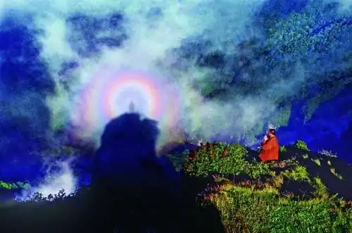 贵州又惊现"佛光"美景!这是仙境吧!