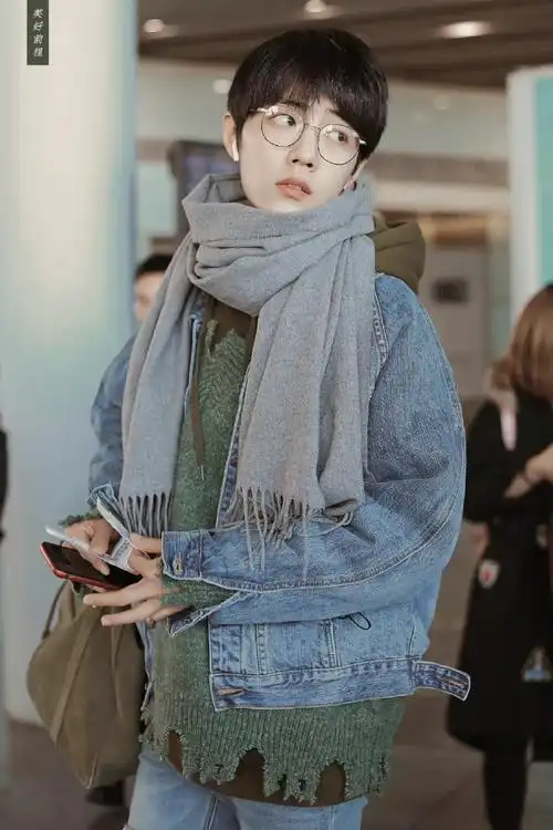 腿长1米八的日系男友战是我爱的冬日暖阳#肖战的那年今日#20180130