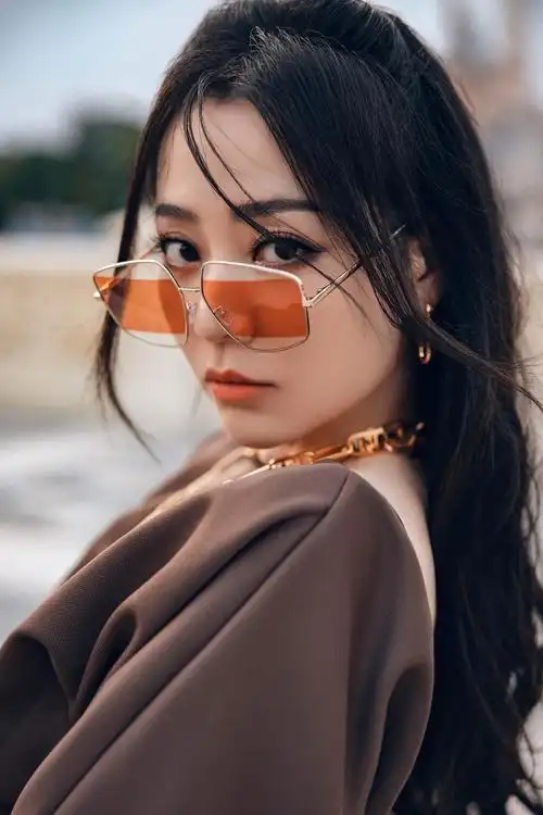 张靓颖性感写真图片(张靓颖) - 赤虎壹号