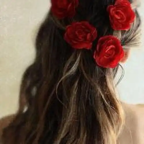 嘴叼玫瑰花情侣头像嘴叼玫瑰情侣头像图片