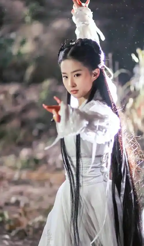 她能和刘亦菲相提并论吗_陈凯歌_女神_貂蝉