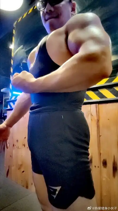 肌肉男##健身