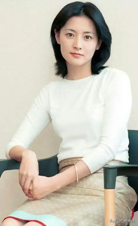 气质女神李英爱时尚穿搭大合集 她是东方美女的优点最完美的诠释