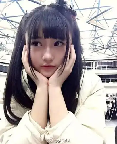 四千年一遇美女费沁源,14岁清纯少女红到日本!