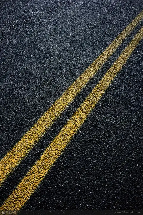 11:49:03有双黄线的柏油路面高清摄影图片纹理 贴图杜海若同采自file