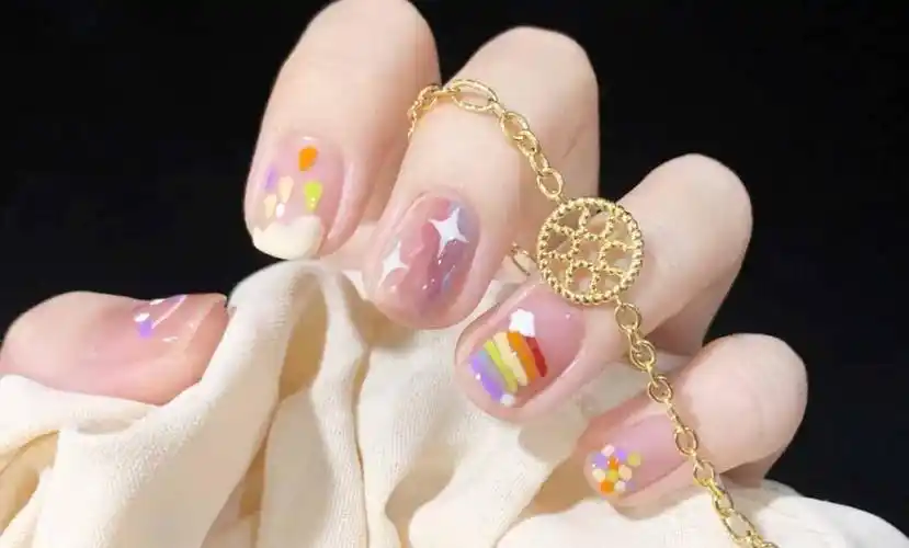 2021新款早春彩虹美甲图