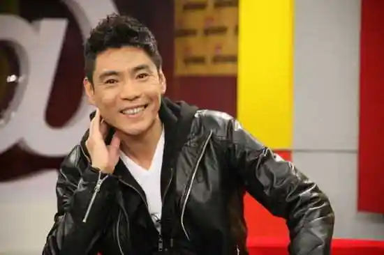 歌曲:江山无限 歌手:屠洪刚 填词:邹静之 谱曲:赵季平 歌词 五花马