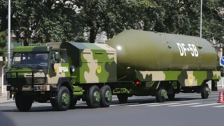 坚持东风5b的意义何在老旧的液态燃料是否还能守护国门