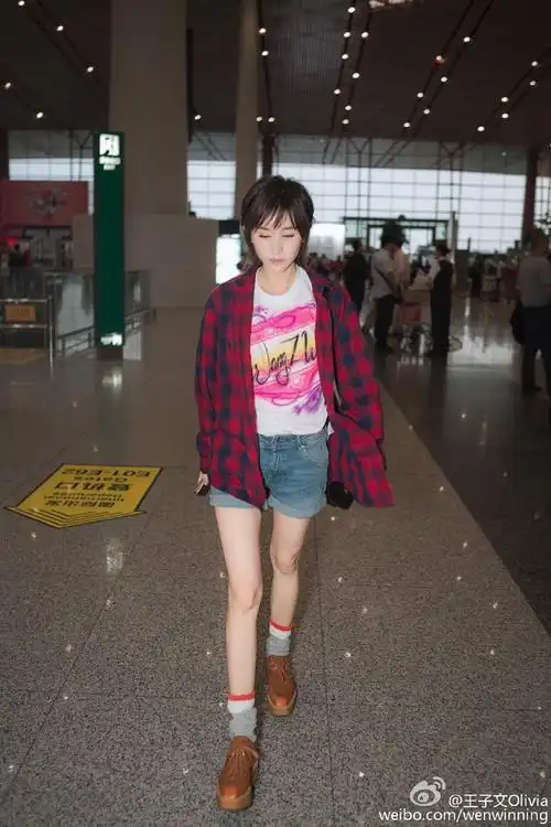 王子文真实身高体重,王子文真实身高对比,王子文真实身高l55,赵丽颖