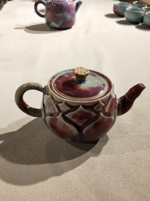 钧瓷茶壶之美