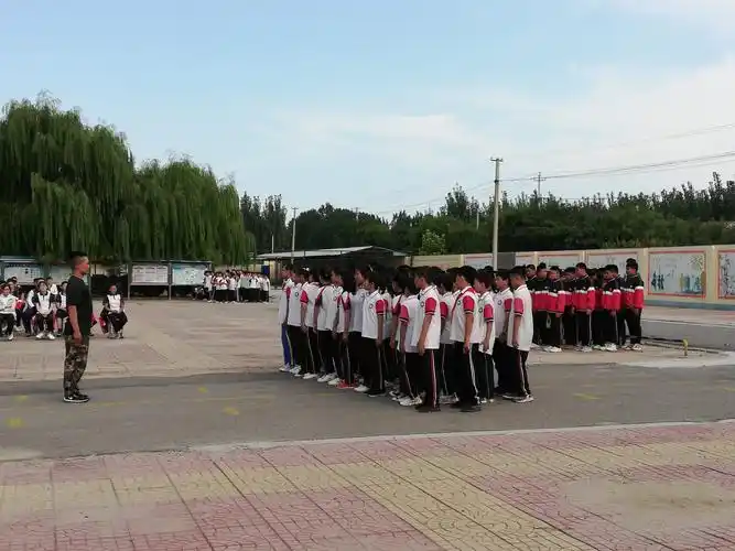 系好中学第一粒扣子