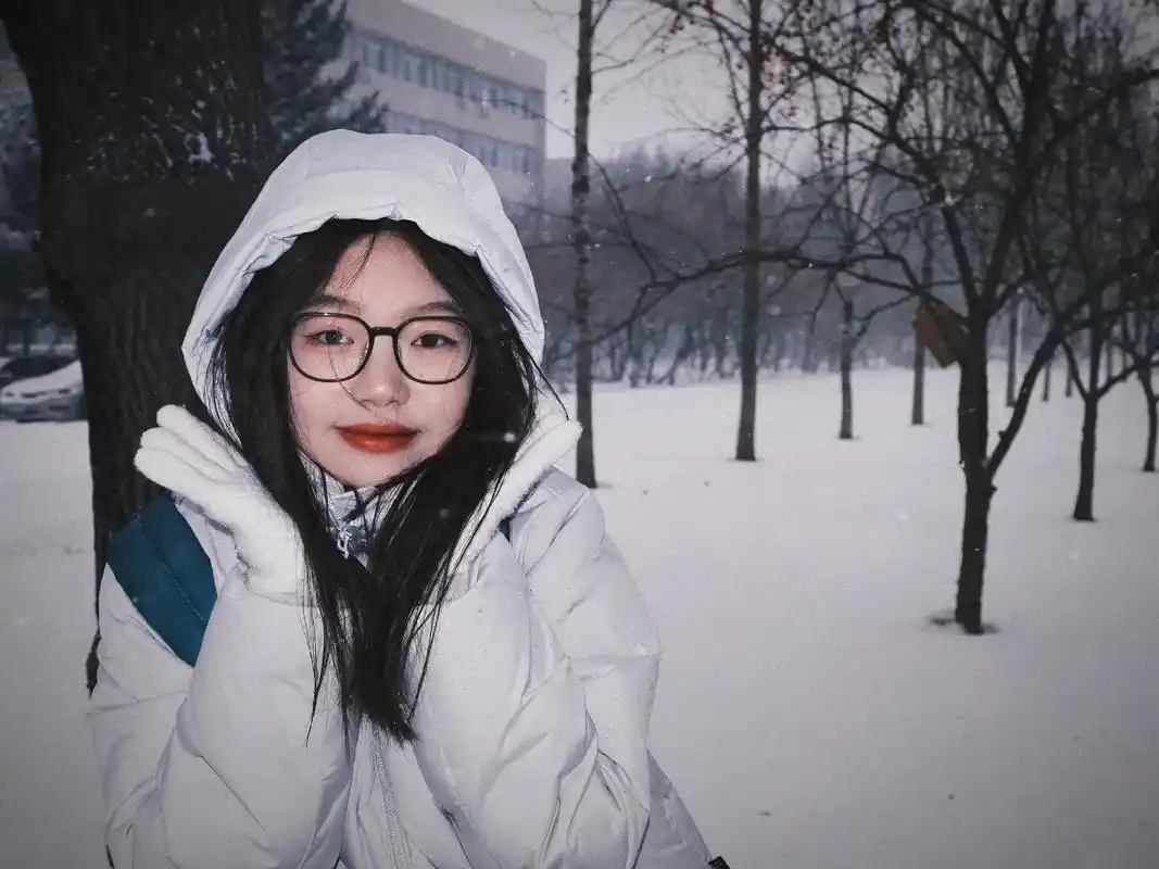 哈尔滨初雪 日系文艺风 摄影 约拍.初雪约了好朋友拍雪景 因 - 抖音