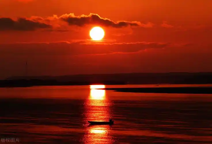 云上太阳它总不改变新年去看中国最美的日出吧新年新气象