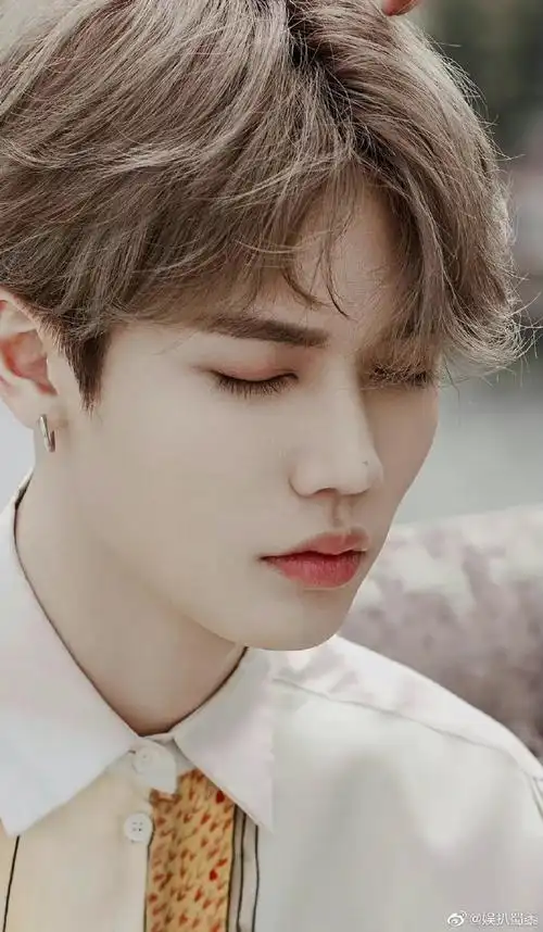 林彦俊#这是什么神仙颜值哦,经得起放大的五官,越近越迷人呀