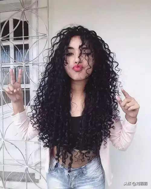 最美螺丝卷冬季烫发就选它马上变女神